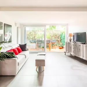 https://new-luxury-loft-la-fentre-verte.it-romehotels.com