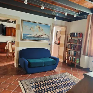 https://appartamento-deluxe-lecce.lecce-hotels.com